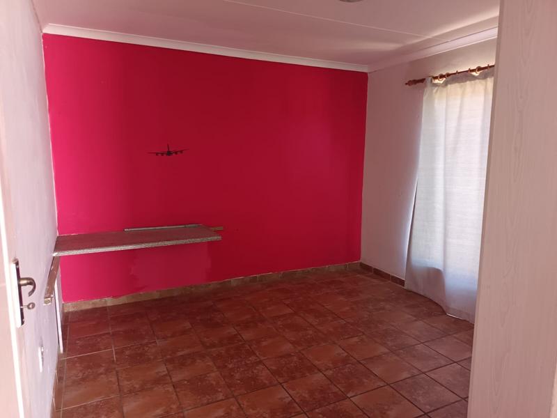 2 Bedroom Property for Sale in Albertinia Western Cape